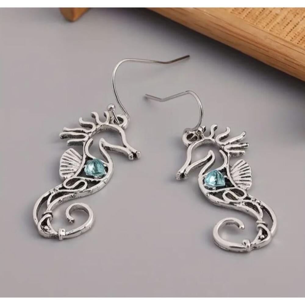 Silver Wire SEAHORSE Earrings Blue stone Hallow 2" - Picture 2 of 3